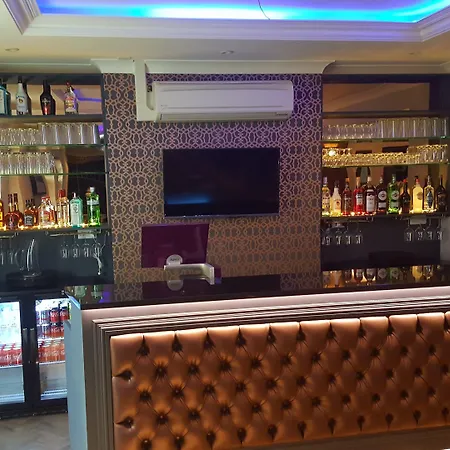 The Lansbury Heritage Hotel & Spa By Sunday Canary Wharf, London-2